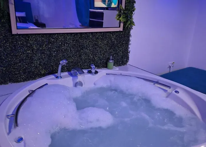 Ris Premium Lux Jacuzzi 公寓