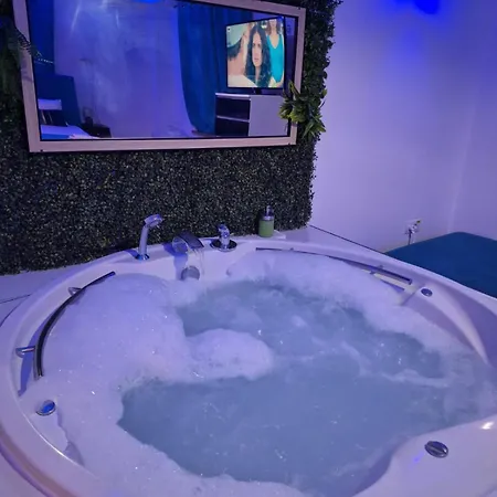 Ris Premium Lux Jacuzzi Lägenhet